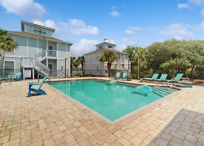 Gorgeous Coastal Townhome With Private Balcony Porch Wd And Shared Pool Pensacola